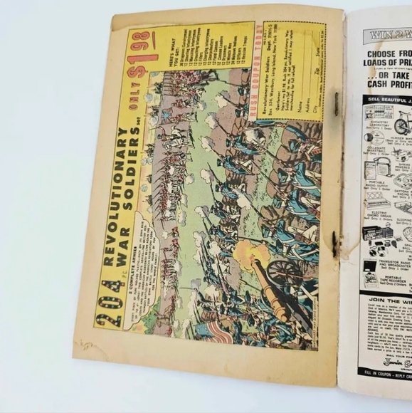 Devil Kids starring Hot Stuff #44 (Harvey Comics) May 1970 - Picture 7 of 10